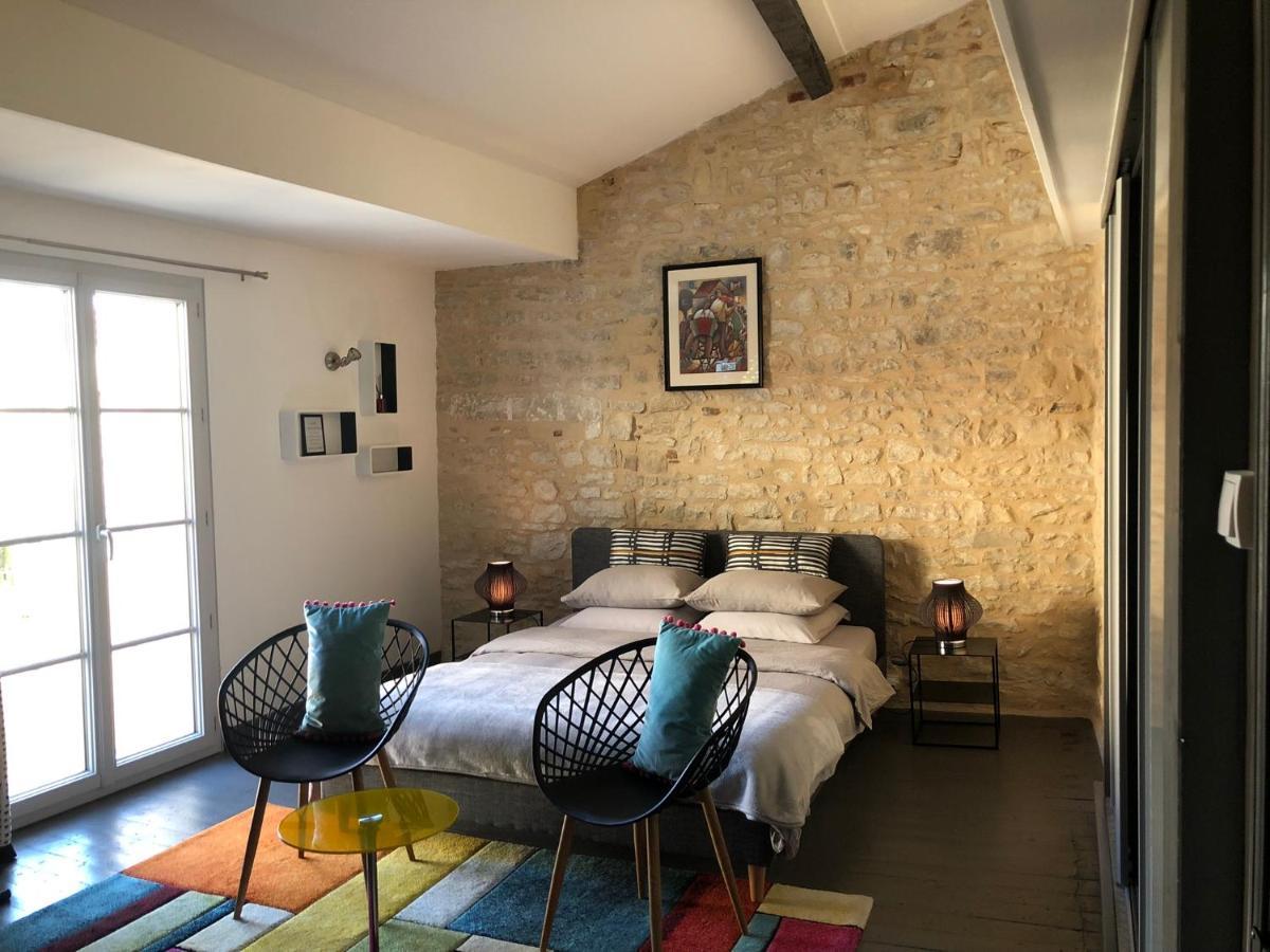 Les Halles Chambre D'Hotes Verteuil-sur-Charente ภายนอก รูปภาพ